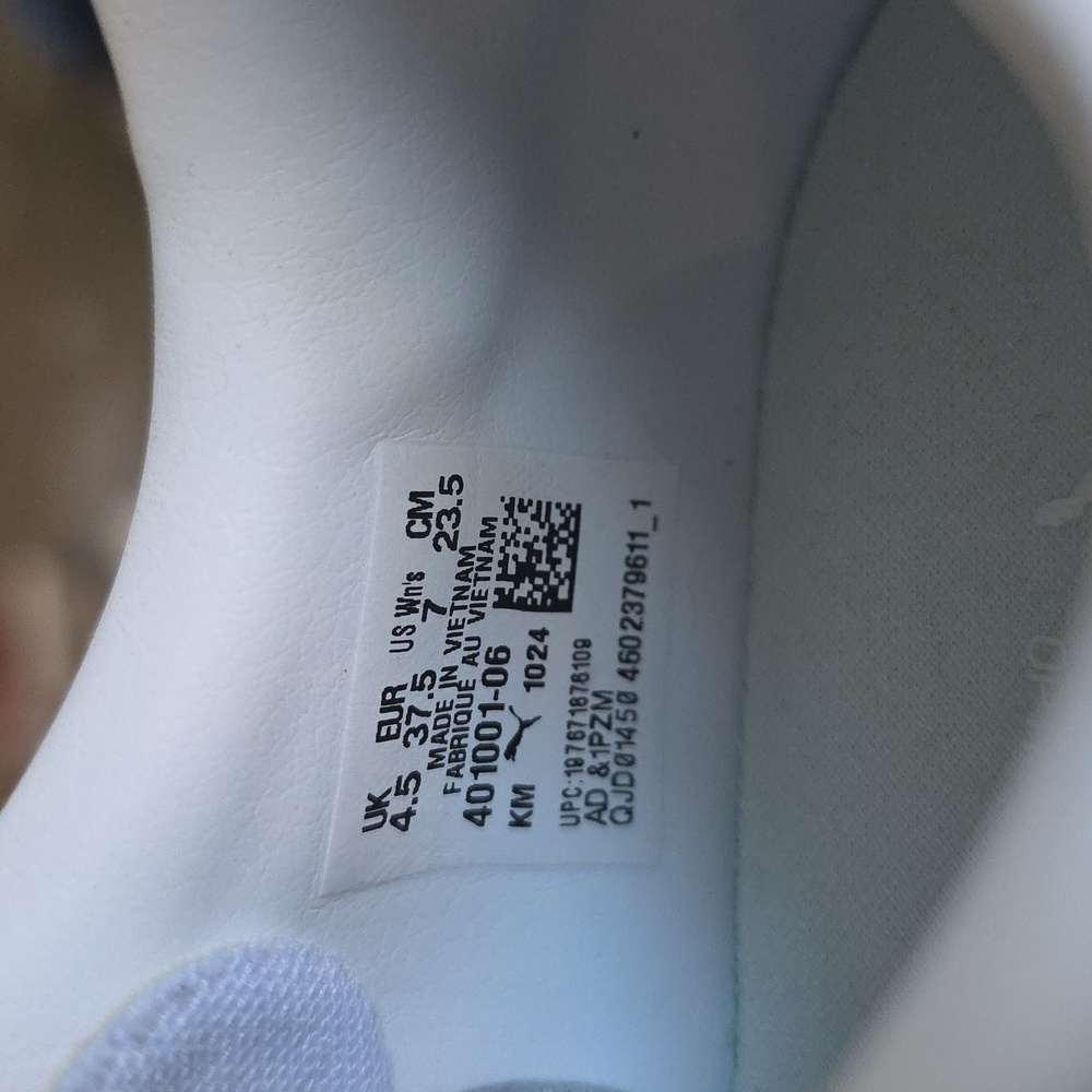 Puma White Cream Low-Top Sneakers - Picture 2 of 11